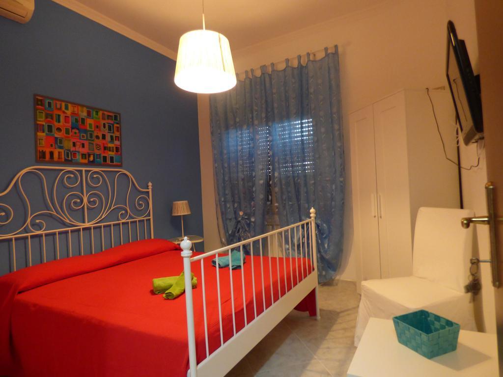 Bed and Breakfast La Darsena Di Фьюмичино Номер фото