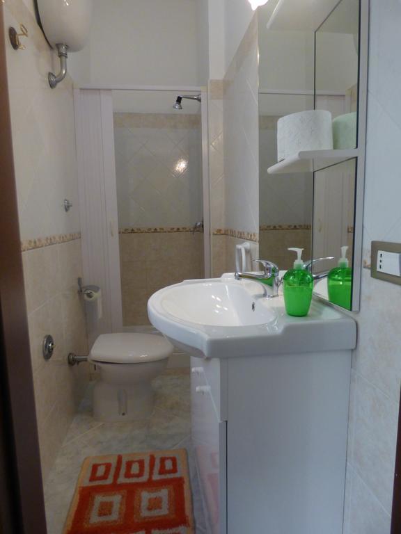 Bed and Breakfast La Darsena Di Фьюмичино Номер фото